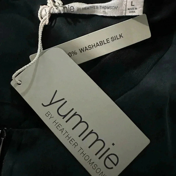 Yummie By Heather Thompson Black 100% Silk Women's Jacket Size L Large NWT $198 - Picture 4 of 9